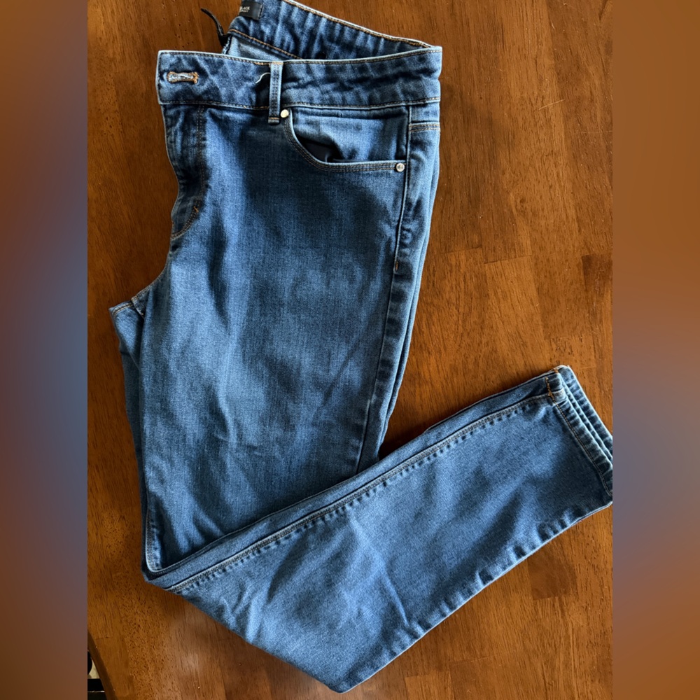 WHBM Skimmer Classic Blue Denim Jeans